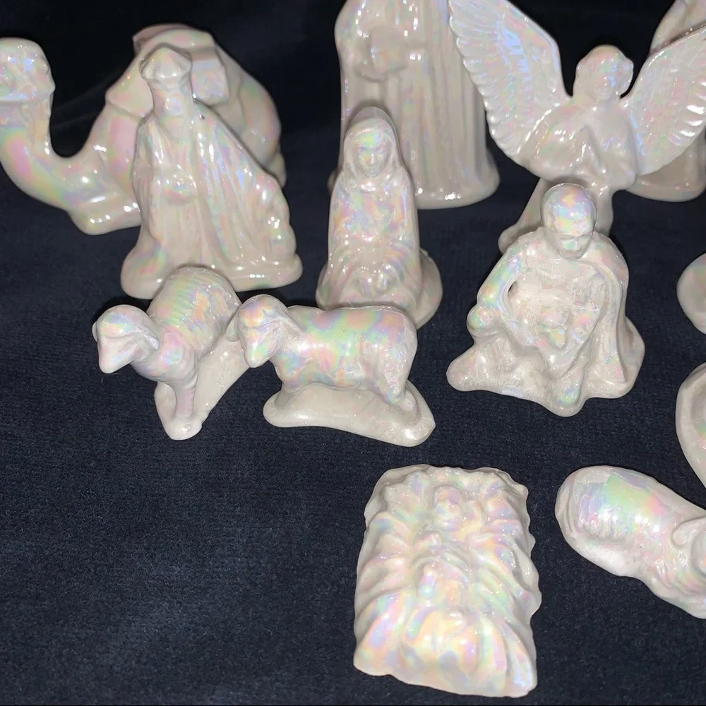 14 Piece Small Ceramic Pearlescent White Nativity Set Scene // Christmas Holiday